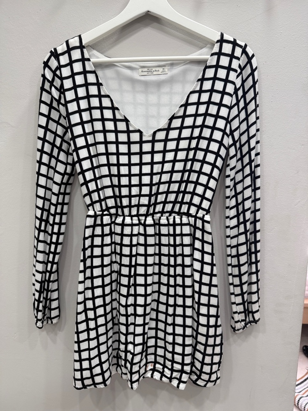 Abercrombie & Fitch Black and White Long Sleeve Grid Dress